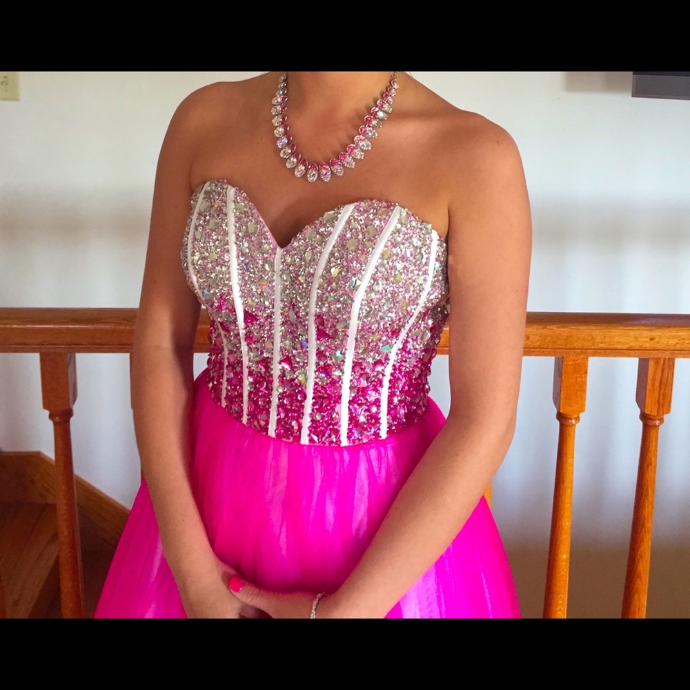 Prom Dress. Size 4.